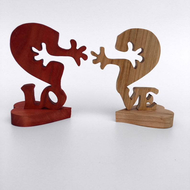 Match My Heart – Wooden Valentine’s Decor